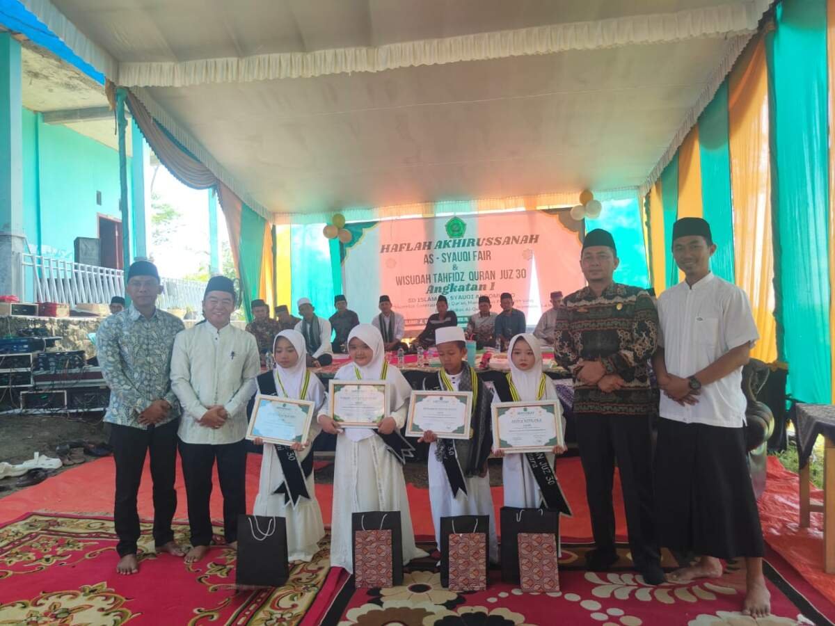 SD Islam As-Syauqi Banjit Gelar Haflah, Wisuda Tahfidz 1 Juz Anak Didik Kelas 2