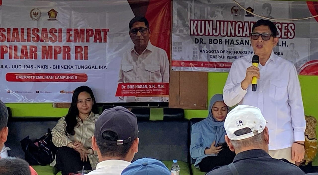 Dr. Bob hasan, S.H., M.M., lakukan kunjungan kerja di desa kinciran, abung tengah
